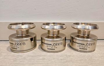 3 Shimano 3500B Spoelen beschikbaar voor biedingen