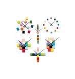 Karlsson DIY Cubic Klok - Uniek Design!, Ophalen of Verzenden, Zo goed als nieuw, Analoog, Wandklok