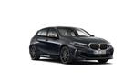 BMW 1-serie M135i xDrive | Live Cockpit | Panorama | Schaals, Zwart, 4 cilinders, Alcantara, 14 km/l