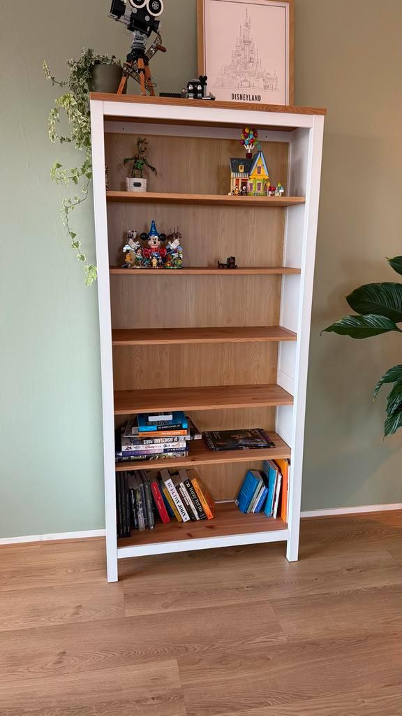 HEMNES Boekenkast - Uitstekende Staat!, Huis en Inrichting, Kasten | Boekenkasten, Zo goed als nieuw, 50 tot 100 cm, 150 tot 200 cm
