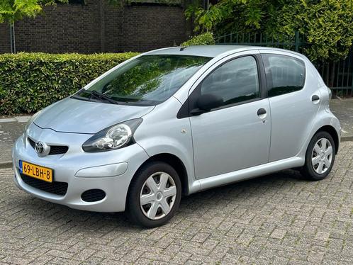 Toyota Aygo 1.0-12V Access 2010 5-deurs! Stuurbekrachtiging!, Auto's, Toyota, Bedrijf, Te koop, Aygo, ABS, Airbags, Metallic lak