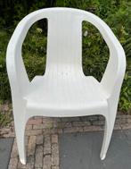 3 plastic tuinstoelen - Hartman - wit - € 1,50 p.s, Ophalen, Gebruikt, Plastic, Stapelbaar