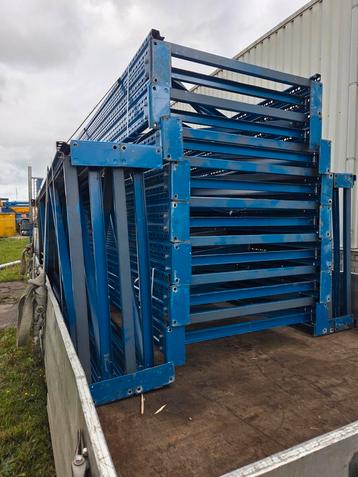 Gezocht partijen stelling materiaal  beschikbaar voor biedingen