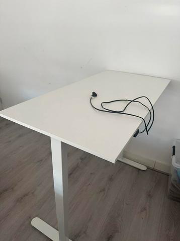 Verstelbaar bureau