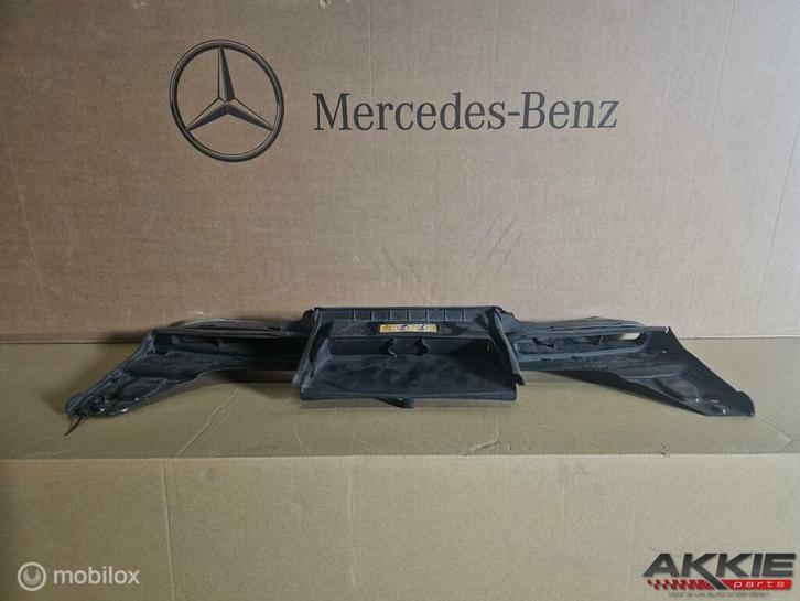 Mercedes C63 amg Luchtaanzuiging front W205 A2055001200, Auto-onderdelen, Motor en Toebehoren, Gebruikt, Ophalen of Verzenden