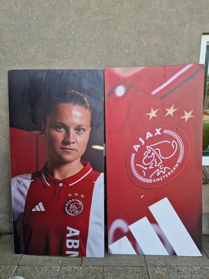 Ajax Adidas Sherida Spitse levensgrote dames poster +meer., Verzamelen, Sportartikelen en Voetbal, Zo goed als nieuw, Poster, Plaatje of Sticker