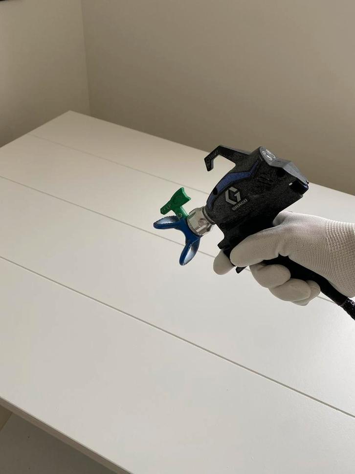 Schilder Schildersbedrijf  Spuiten, Diensten en Vakmensen, Schilders en Behangers, Binnenschilderwerk, Garantie, Kleuradvies