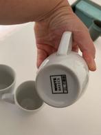 Vier witte bekers basic, Ophalen of Verzenden, Zo goed als nieuw, Effen, Kop(pen) en/of Schotel(s)