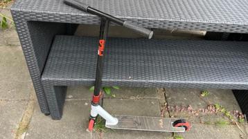 Fila step, stuntstep tot 100 kg zwart rood beschikbaar voor biedingen