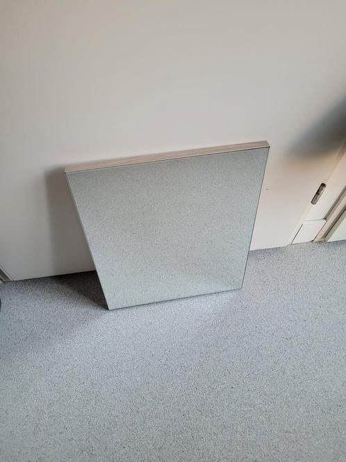 Nieuwe toiletspiegel, 40 x 50 cm lucht eiken rand, Huis en Inrichting, Woonaccessoires | Spiegels, Zo goed als nieuw, Minder dan 50 cm
