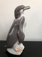 Lladro porselein:Penguin / Pinquino Vuelto (Reyshof), Antiek en Kunst, Antiek | Porselein, Ophalen of Verzenden