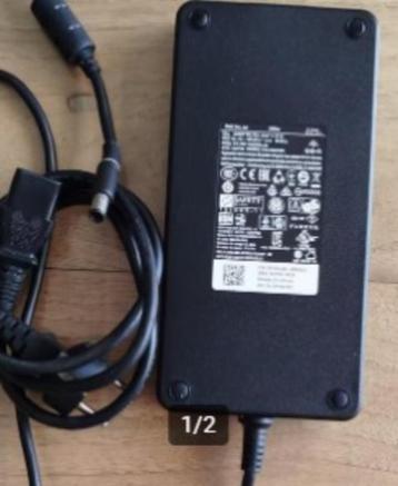 Dell Laptop adapter 240w, 19,5v beschikbaar voor biedingen