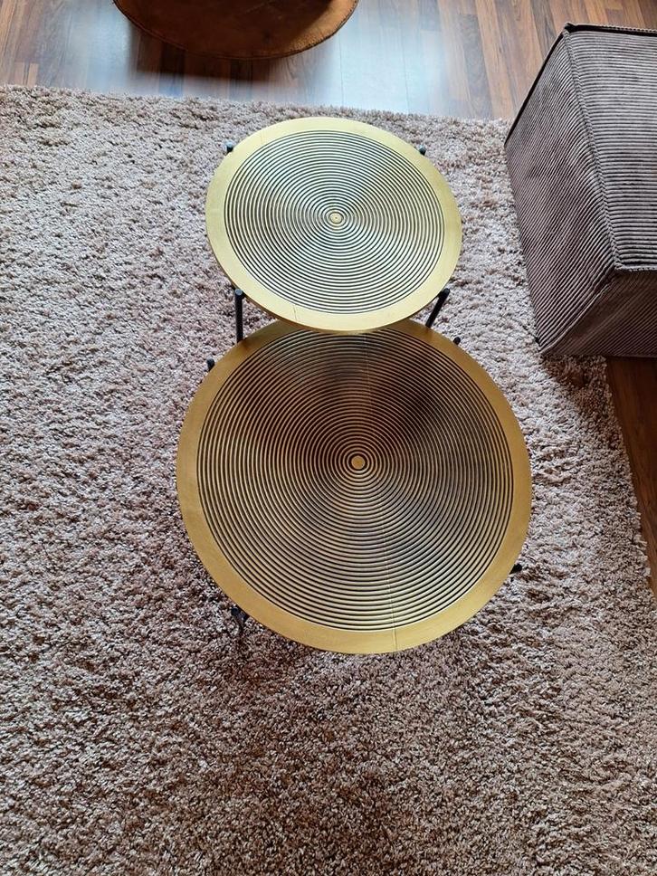 2-delige gouden bijzettafel set, Huis en Inrichting, Tafels | Salontafels, Zo goed als nieuw, Rond, Metaal, Overige materialen