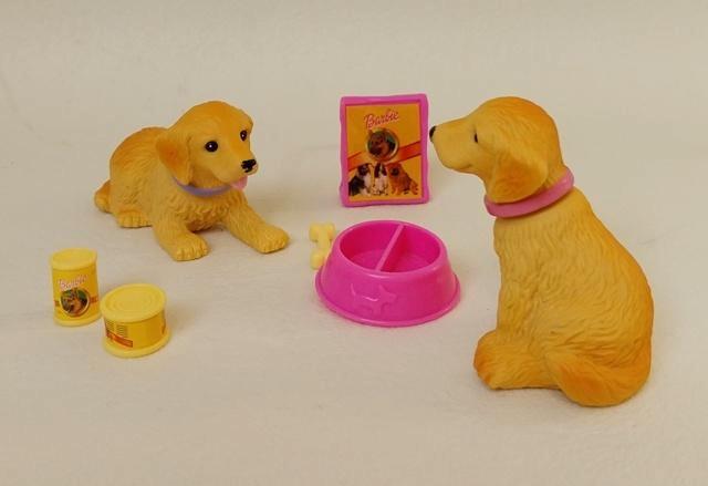 Vintage Barbie "Bobbin' Bow-wows Golden Retriever pups" set, Kinderen en Baby's, Speelgoed | Poppen, Gebruikt, Barbie, Ophalen of Verzenden