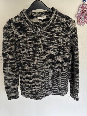 Sandwich vest, mt 42 beschikbaar voor biedingen