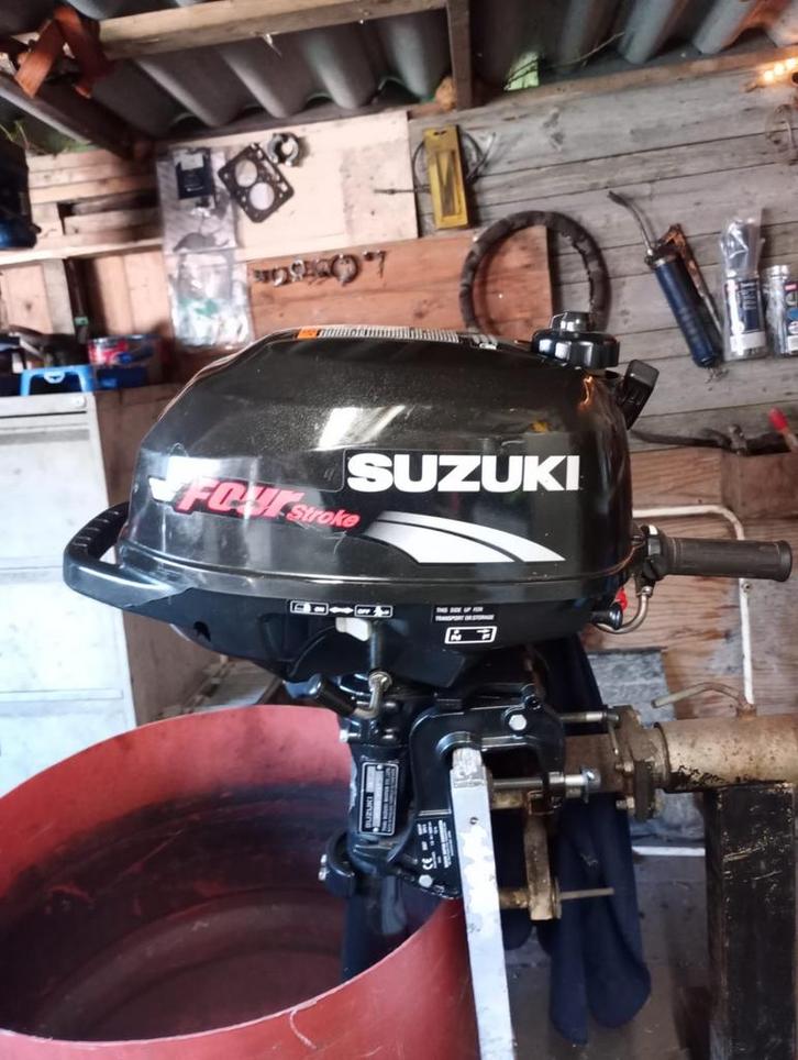 Suzuki 4-Takt Buitenboordmotor, Watersport en Boten, Accessoires en Onderhoud, Gebruikt, Ophalen of Verzenden