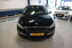 Peugeot 308 SW 1.2 e- PANO + NAV + CAM + TREKHAAK ! ! !, Gebruikt, Euro 6, 1199 cc, 1165 kg