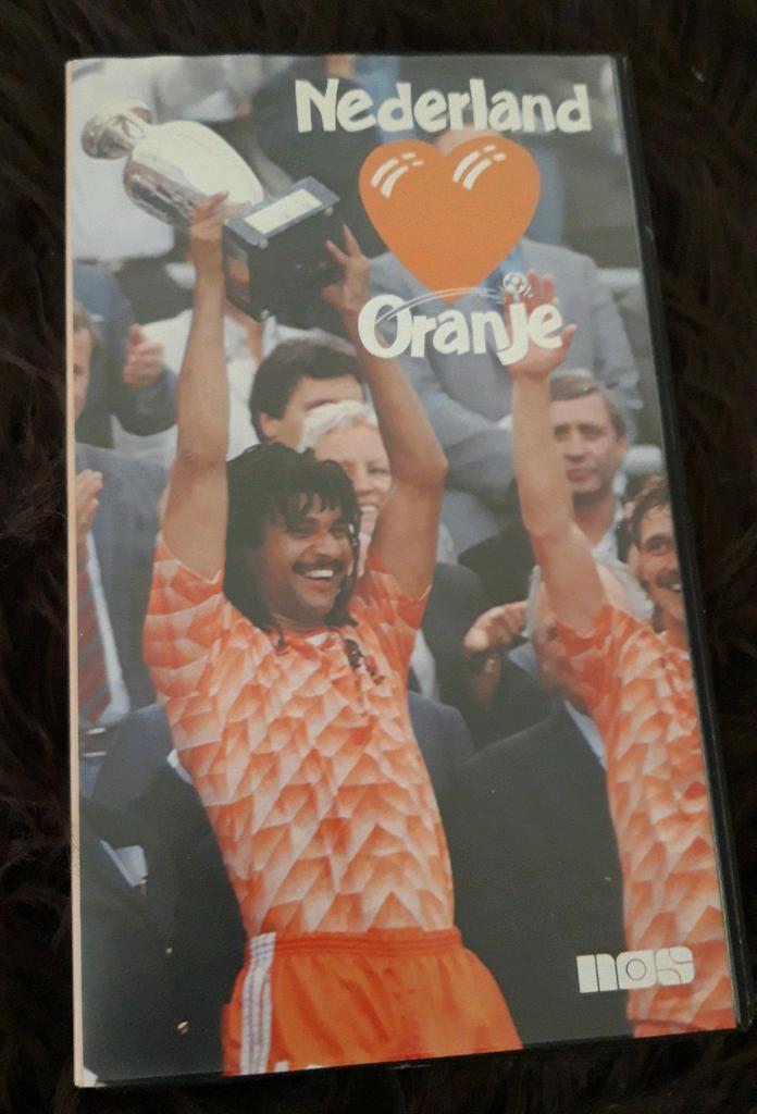 VHS band, Nederland🧡Oranje, hoogtepunten van het E.K. 88, Cd's en Dvd's, VHS | Film, Zo goed als nieuw, Alle leeftijden, Ophalen of Verzenden