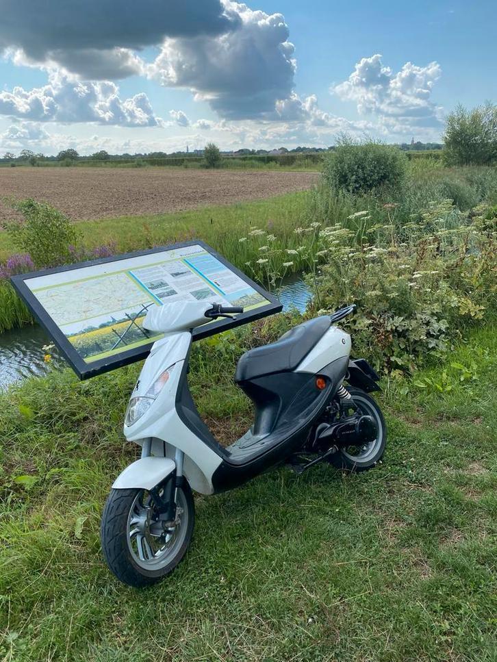 Vivacity 70cc, Fietsen en Brommers, Scooters | Peugeot, Gebruikt, Vivacity, Maximaal 25 km/u, Tweetakt, Ophalen of Verzenden