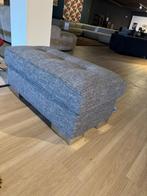 Hocker voetenbank grijs stof nieuw afgeprijsd, Ophalen, 125 cm of meer, Nieuw, Stof