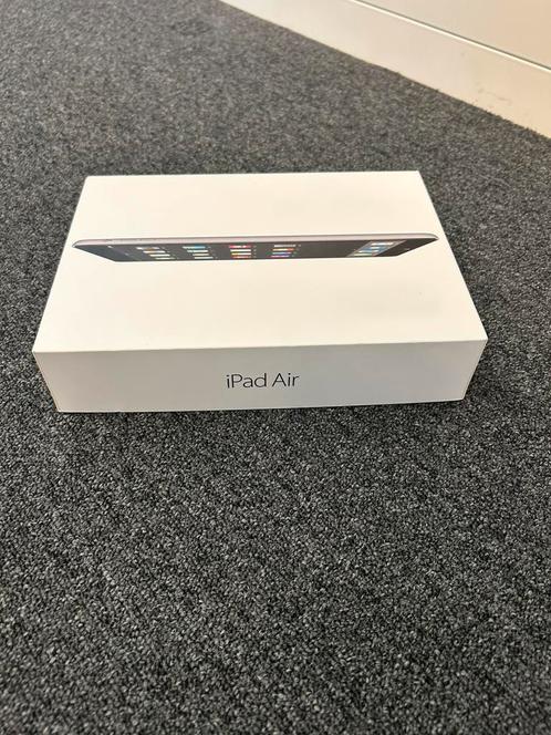 Apple iPad Air, Computers en Software, Apple iPads, Gebruikt, Overige modellen, 10 inch, 32 GB, Grijs, Ophalen