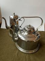 Set ouderwetse koffiekannen, Ophalen