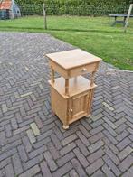 Prachtig Antiek Grenen Nachtkastje Telefoon Kastje, Antiek en Kunst, Antiek | Meubels | Kasten, Ophalen