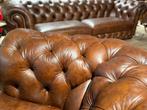 Ontdek de échte Engelse Chesterfield, Huis en Inrichting, Banken | Bankstellen, Stof, Overige maten, 75 tot 100 cm, Ophalen of Verzenden