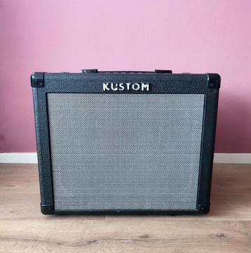 KUSTOM Bass Amp beschikbaar voor biedingen