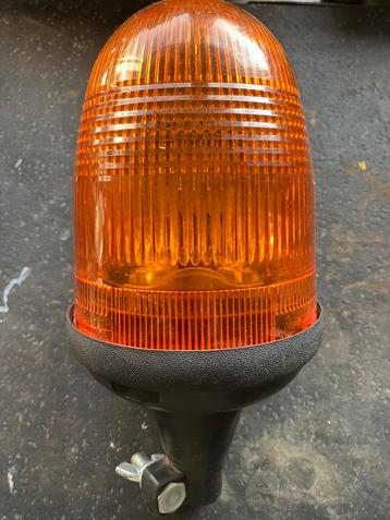Zwaailicht / zwaailamp oranje beschikbaar voor biedingen