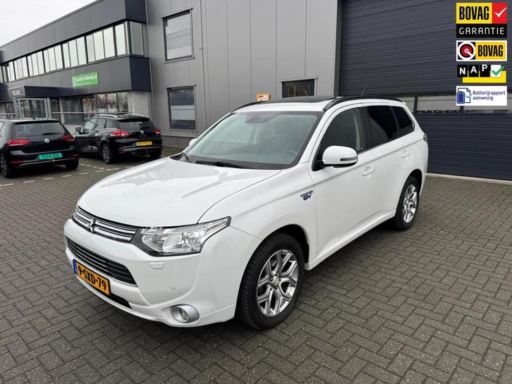 Mitsubishi Outlander 2.0 PHEV Instyle+, Auto's, Mitsubishi, Bedrijf, Te koop, Outlander, 4x4, ABS, Achteruitrijcamera, Adaptive Cruise Control