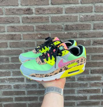 Nike Air Max 90 LX Illusion Dancefloor Green beschikbaar voor biedingen