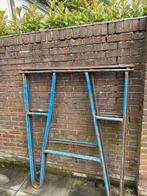 2x Steiger schraag 135 cm, Doe-het-zelf en Verbouw, Steigers, Ophalen, Zo goed als nieuw, Rolsteiger of Kamersteiger, Minder dan 2 meter