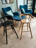 Twee Houten vintage kinderstoelen, Ophalen, Gebruikt, 60 tot 90 cm, 1 kruk