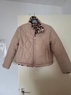 Nieuwe jas, Ophalen, Nieuw, Beige
