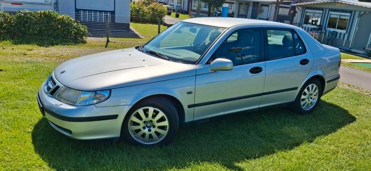 Saab 9-5 2.0.turbo ...met nieuwe apk!!!!!2026 en goedkoop!!, Auto's, Saab, Particulier, Saab 9-5, Airbags, Airconditioning, Alarm