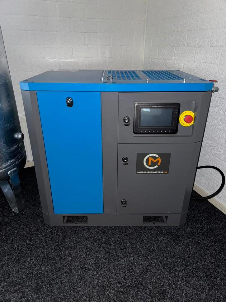 Schroefcompressor, Doe-het-zelf en Verbouw, Compressors, Zo goed als nieuw, 100 liter of meer, 800 liter/min of meer, Ophalen
