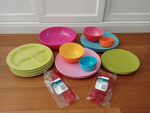 Uitgebreide 19-delige melamine BBQ set, Huis en Inrichting, Keuken | Tupperware, Zo goed als nieuw, Blauw, Geel, Groen, Oranje