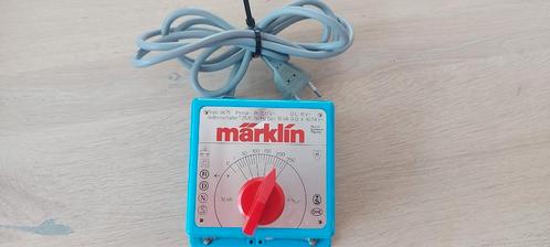 Märklin wisselstroom transformator 16 va

Artnr 6671, Hobby en Vrije tijd, Modeltreinen | H0, Zo goed als nieuw, Transformator of Voeding