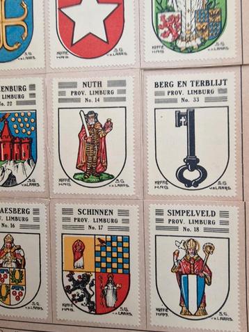 Postzegels met gemeente wapen uit Limburgh op papier. beschikbaar voor biedingen