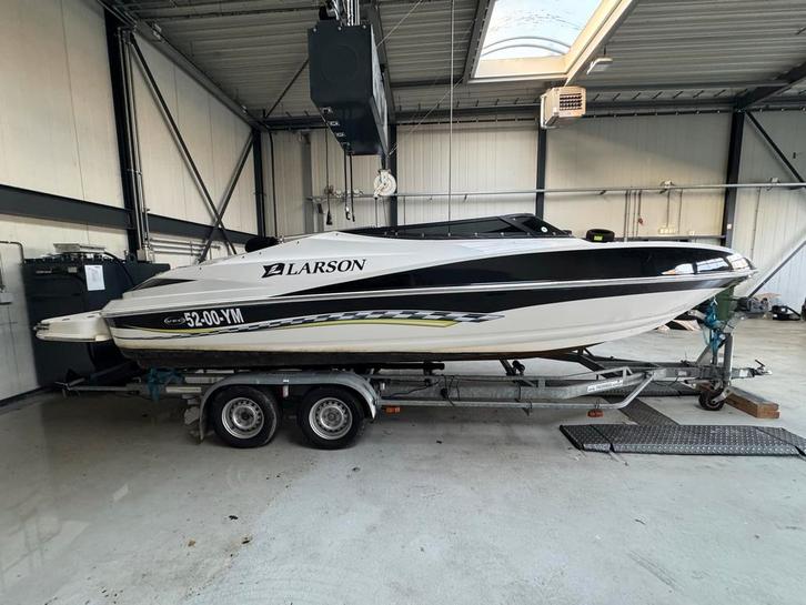Larson Senza 206 260PK incl. trailer - Sportieve speedboot!, Watersport en Boten, Motorboten en Motorjachten, Gebruikt, Polyester