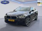 BMW X2 XDrive25e High Executive, M sport pakket, panoramadak, Auto's, Automaat, Gebruikt, Euro 6, Leder en Stof