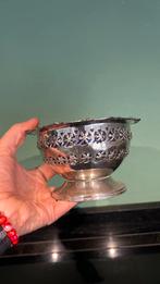 Zilverkleurig bakjes met blauw glas binnenin, Antiek en Kunst, Ophalen of Verzenden