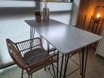Marmerlook Bartafel met Rotan Barkrukken, Huis en Inrichting, Tafels | Eettafels, Ophalen, Overige materialen, Gebruikt, 100 tot 150 cm