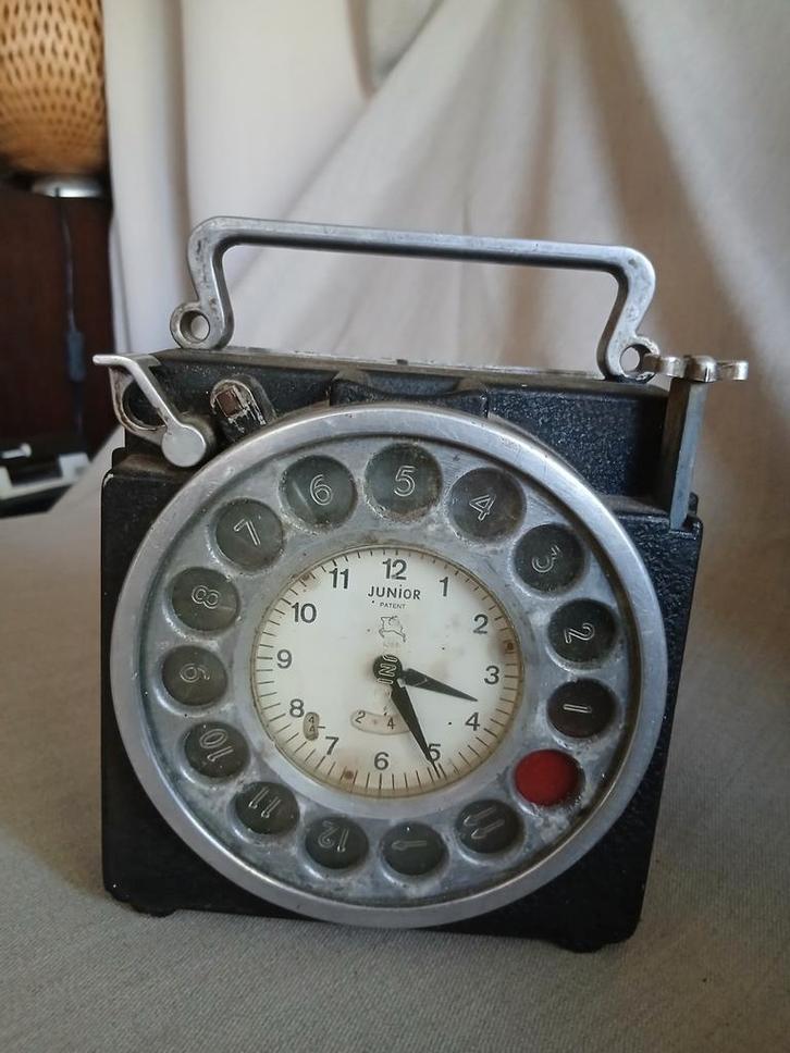 Retro, vintage industriële klok, "Junior".  Industrial, Antiek en Kunst, Curiosa en Brocante, Ophalen of Verzenden