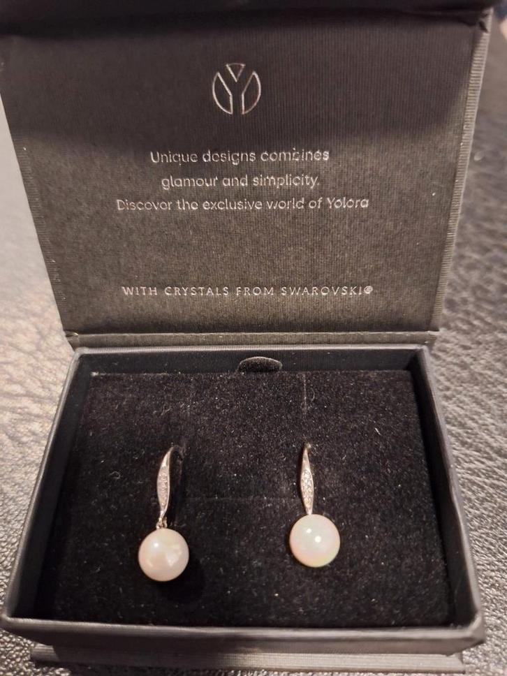 Yolora Swarovski Oorbellen, Sieraden, Tassen en Uiterlijk, Oorbellen, Zo goed als nieuw, Hangers, Overige materialen, Wit, Met kristal