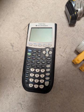 Texas Instruments TI 84 plus  beschikbaar voor biedingen