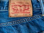 LEVIS 501 + 502 maat 32/30 ( kekke vaal met slijtageplek), Blauw, W32 (confectie 46) of kleiner, Ophalen of Verzenden, Gedragen