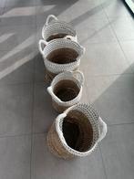 4 manden, leuk als wasmand, Ophalen, Zo goed als nieuw, Rond, Riet