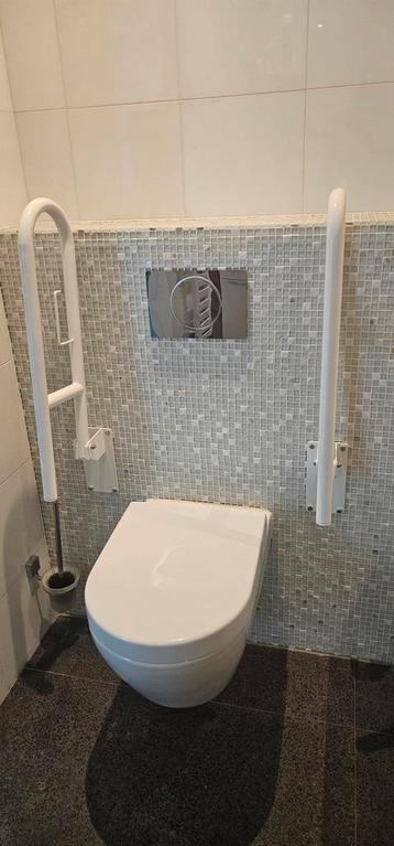 WC beugel opklapbaar  beschikbaar voor biedingen